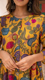 Load image into Gallery viewer, AISHA KALAMKARI KURTA SET - MUSTARD YELLOW
