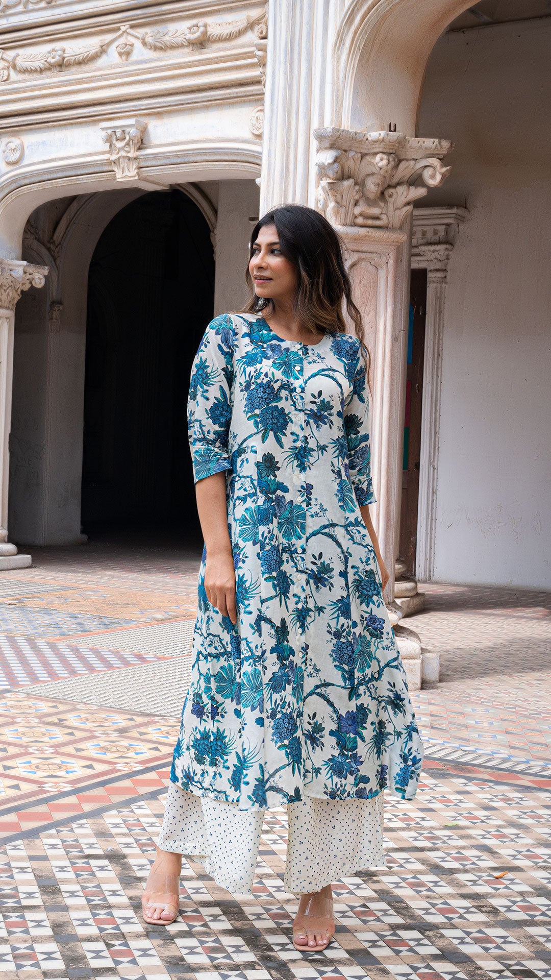 MISHRI FLORAL KALI KURTA SET - WHITE/BLUE