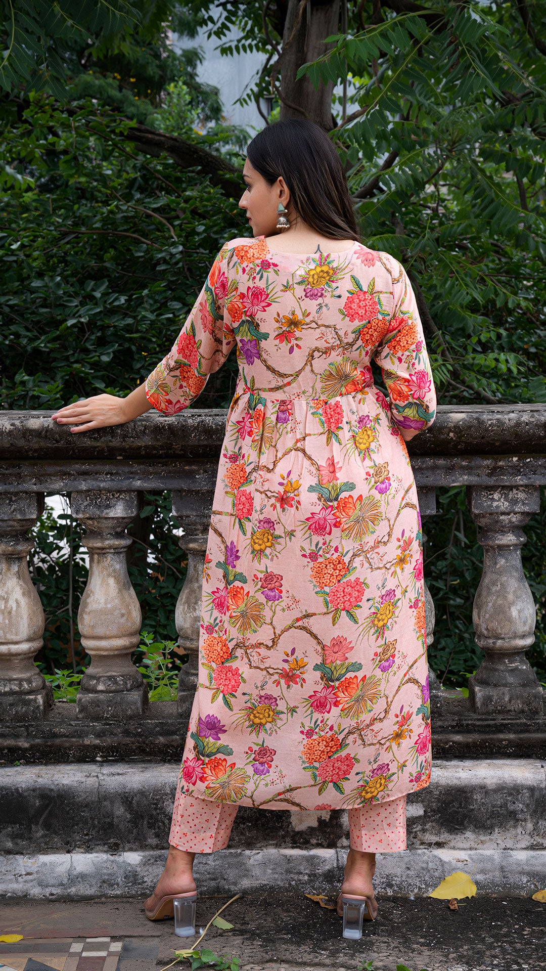 JHELUM FLORAL KURTA SET - PINK