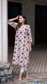 Load image into Gallery viewer, SABAA PATOLA PRINT CHANDERI SILK KURTA
