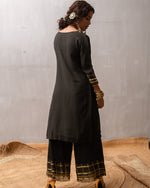 Load image into Gallery viewer, Janaki Sequin Kurta-Palazzo Set
