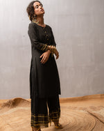 Load image into Gallery viewer, Janaki Sequin Kurta-Palazzo Set
