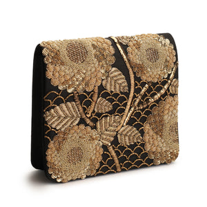 Sazee flap clutch