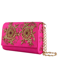 Pink Jiggle clutch