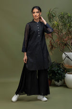 Load image into Gallery viewer, Handwoven Black Stripes Short Kurta
