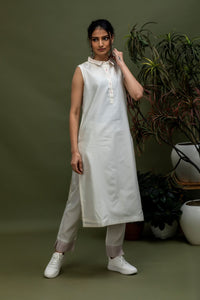 Chanderi Collared Sleeveless Kurta