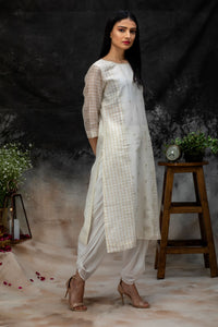 Round Neck Chanderi Buti and Checks Kurta with Hand Embroidery Trims