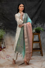 Load image into Gallery viewer, Handwoven Chanderi Checks Dupatta with Zari Border
