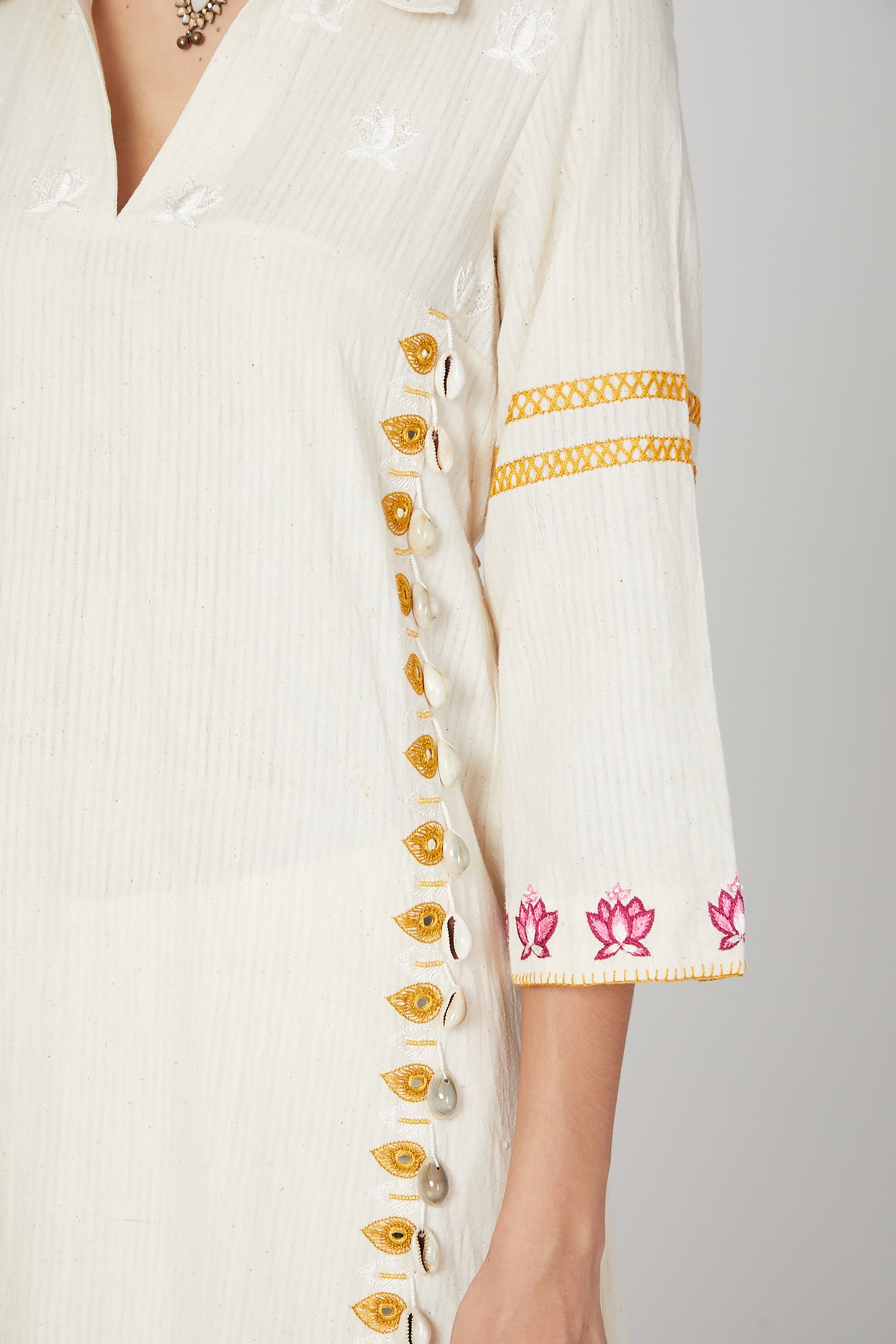 White lotus kurta pants set