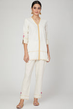 Load image into Gallery viewer, White lotus short kurta pants set
