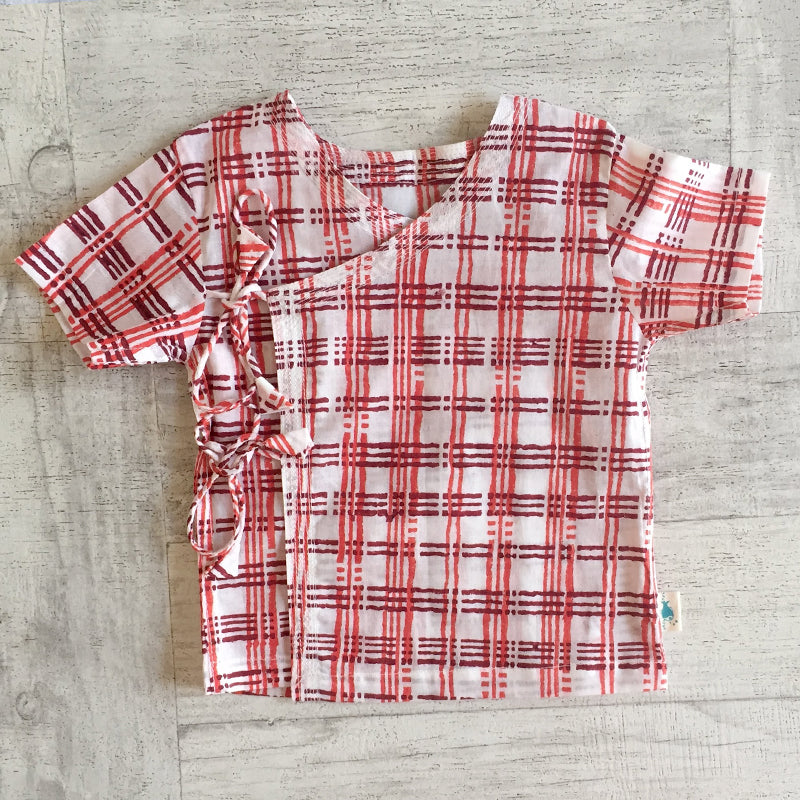 WHITEWATER KIDS UNISEX ORGANIC CHECKS PRINT ANGARAKHA TOP + WHITE PANTS