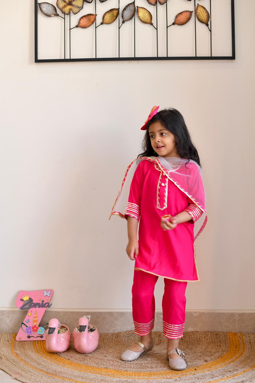 Pāṭalaḥ suit for little girls